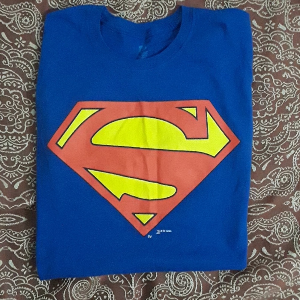 Superman graphic design t-shirt